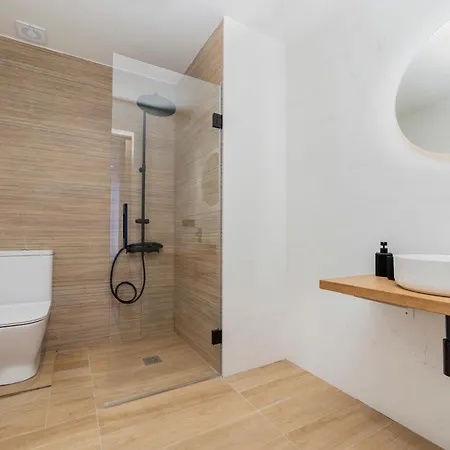 Ando Apartment
